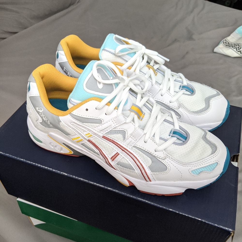 ASICS Gel-Kayano 5 Ronnie Fieg Oasis
- size 9